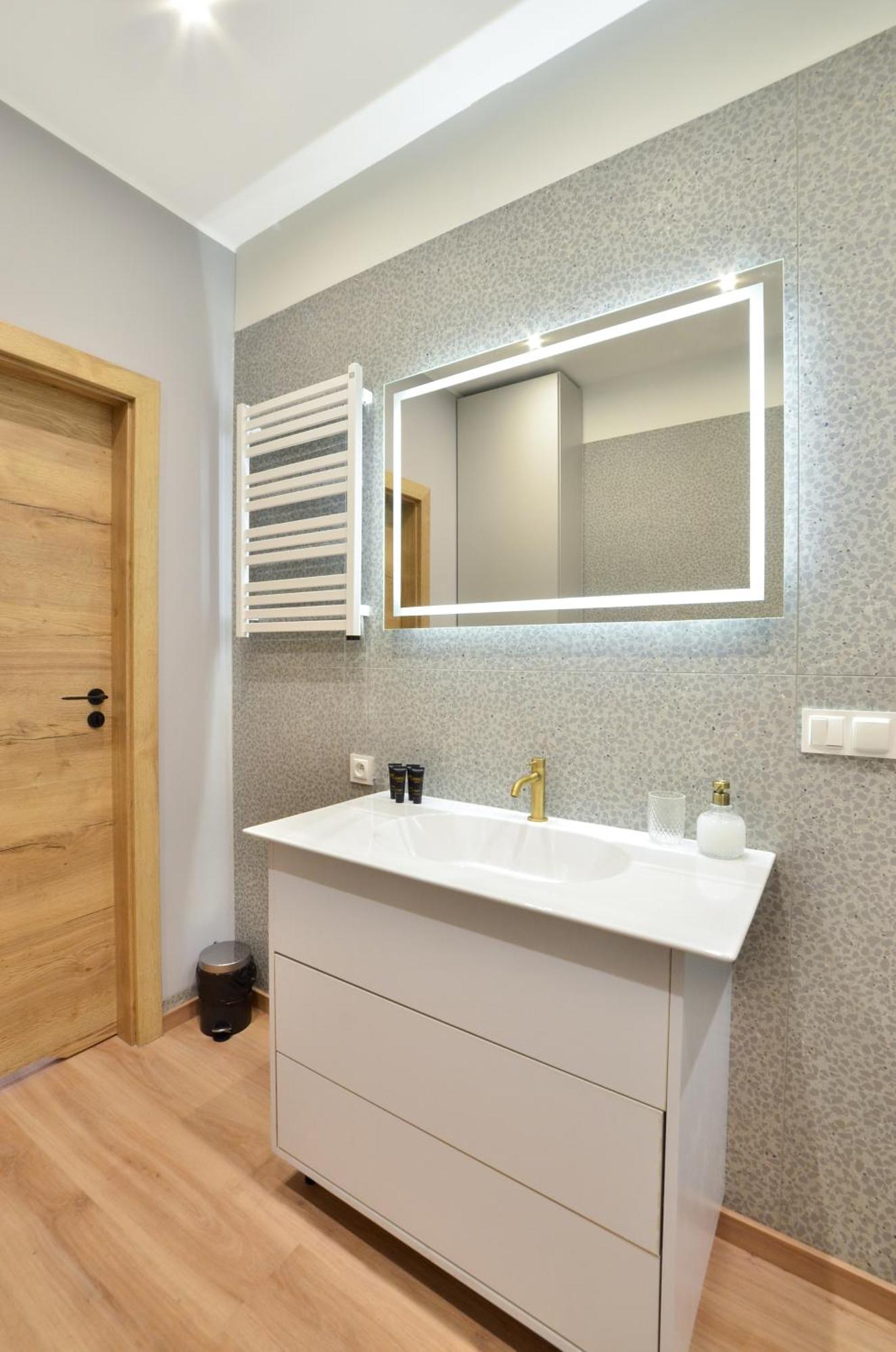 Citystay Stylowe Apartamenty Przy Swietojanskiej Gdynia Luaran gambar